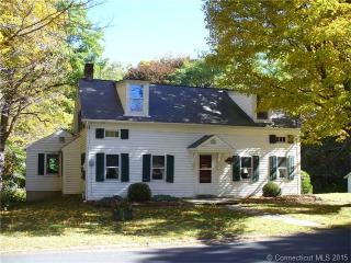 15 Beach St, Goshen, CT 06756 exterior