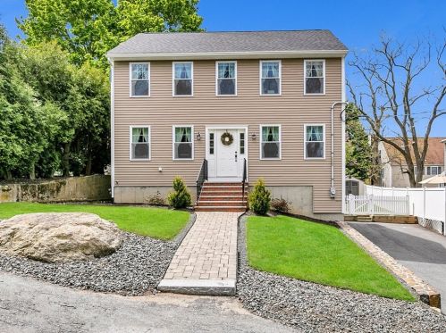 5 Fairview Rd, Peabody, MA 01960 exterior