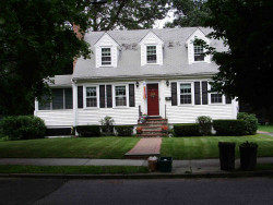 22 Longfellow Rd, Newton, MA 02462 exterior