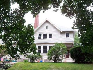 349 Blackstone St, Woonsocket, RI 02895 exterior