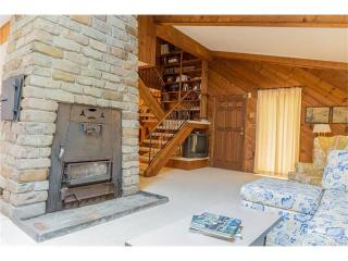 2 Butter Jones Rd, Chester, CT 06412 exterior