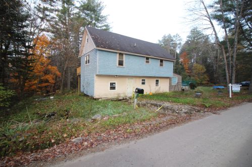 8 Crooked River Rd, Otisfield, ME 04270 exterior