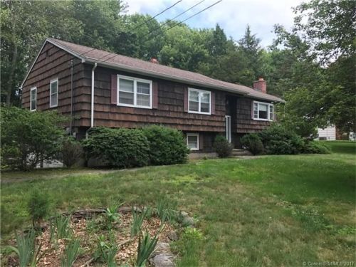 20 Colonial Dr, Bridgeport, CT 06611 exterior