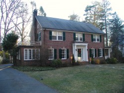 25 Fenwick Rd, Newton, MA 02468 exterior