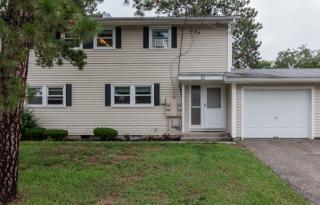 51 Meadowlark Ln, Chicopee, MA 01022 exterior