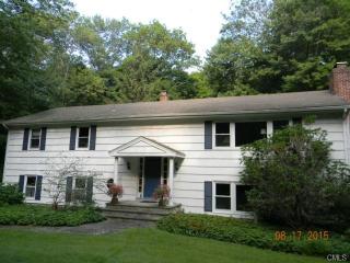 66 Hillbrook Rd, Wilton, CT 06897 exterior