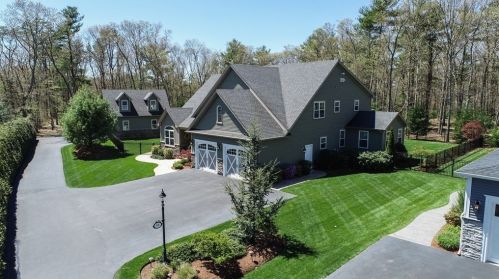 12 Tall Pines Ln, Seekonk, MA 02771 exterior