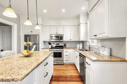 52 Allston St, Roxbury-Xing, MA 02124 exterior