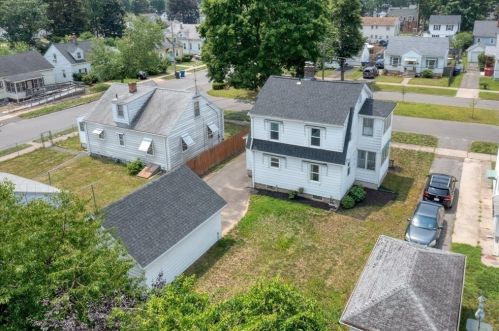 73 Carew Ter, Springfield, MA 01104 exterior