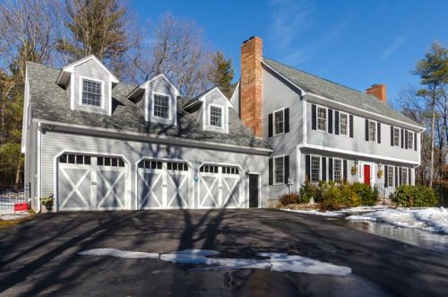 5 Saddle Hill Rd, Amherst, NH 03031 exterior