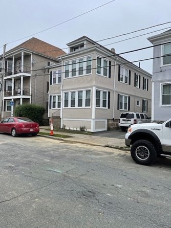 14 Lucas St, New Bedford, MA 02744 exterior