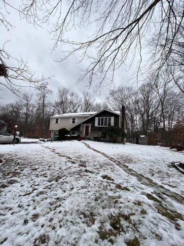105 Allen Rd, Easton, MA 02356 exterior