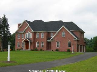 1 Country Club Dr, Farmington, CT 06032 exterior