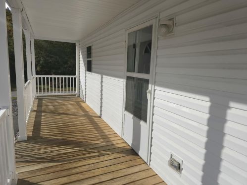 22 Atlas Pl, Derry, NH 03038 exterior