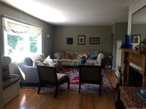 20 Prentice Williams Rd, Stonington, CT 06378 exterior