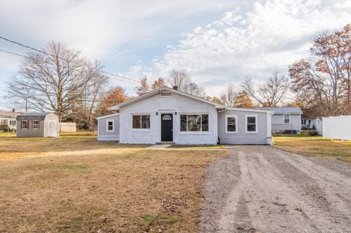 13 Rosedale St, Killingly, CT 06239 exterior