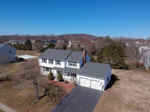 76 Paley Farms Rd, Portland, CT 06480 exterior