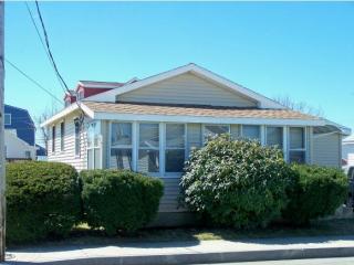 41 Highland Ave, Hampton, NH 03842 exterior