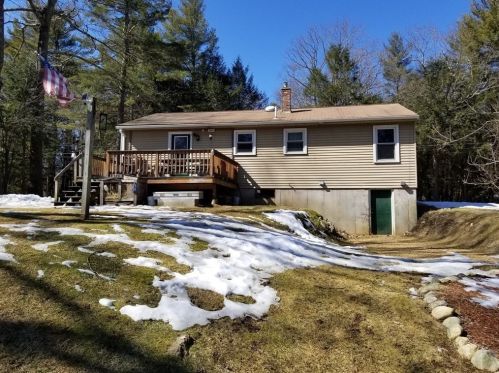 65 Hale Rd, Hubbardston, MA 01452 exterior