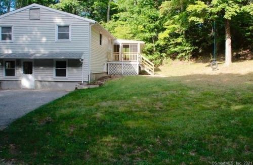 371 Hammertown Rd, Upper-Stepney, CT 06468 exterior