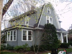 7 Briar Ln, Newton, MA 02460 exterior