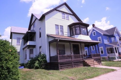 121 Princeton St, Springfield, MA 01109 exterior