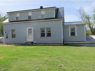 193 Prospect St, Lancaster, NH 03584 exterior