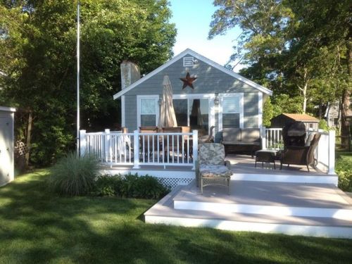 9 Tuspaquin Rd, Mashpee, MA 02649 exterior