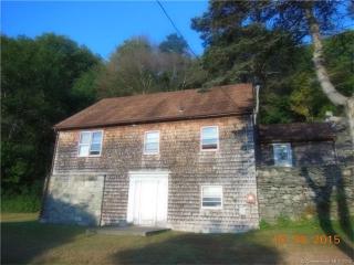227 Green Hollow Rd, Moosup, CT 06354 exterior