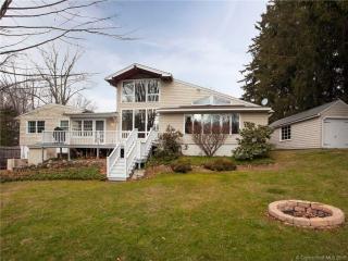 49 Woodruff St, Litchfield, CT 06759 exterior