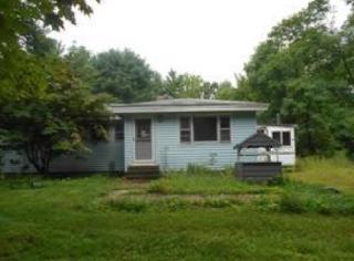 60 Wiswall Rd, Lee, NH 03824 exterior