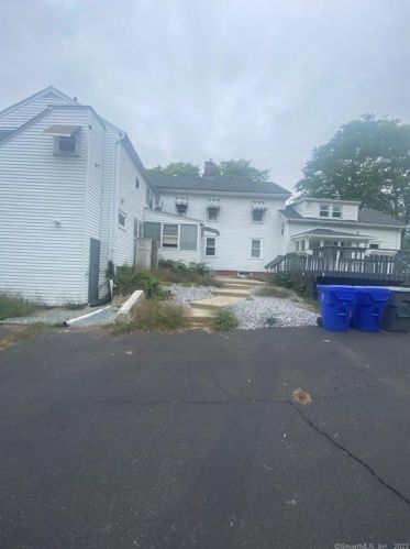 364 Hazard Ave, Enfield, CT 06082 exterior