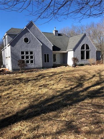 156 Woody Hill Rd, Westerly, RI 02891 exterior