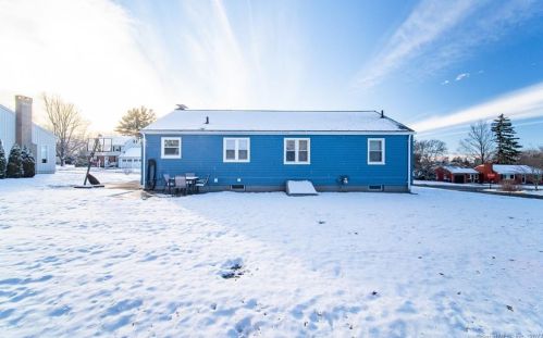 30 Murray St, Middletown, CT 06457 exterior