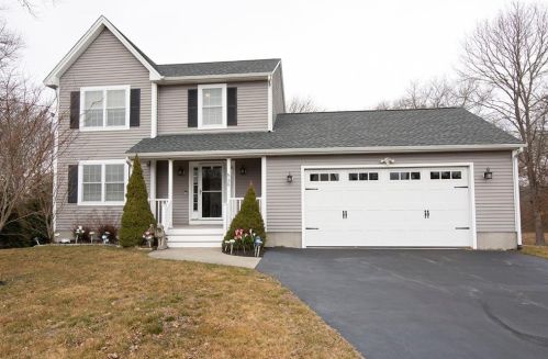 38 Fieldstone Way, Westerly, RI 02891 exterior