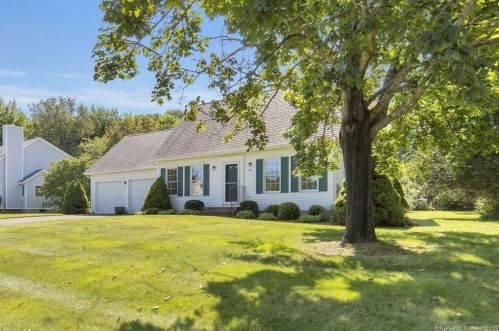 96 Walek Farms Rd, Manchester, CT 06040 exterior