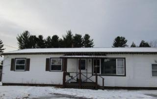47 Hobbs Rd, Milton, VT 05468 exterior