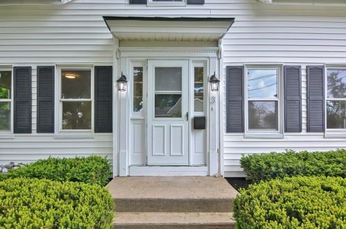 3 Cherry St, Abington, MA 02351 exterior