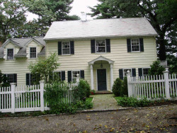 15 Caroline Park, Newton, MA 02468 exterior
