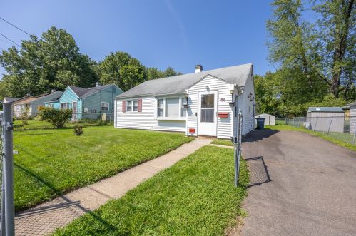84 Morningside St, Hartford, CT 06112 exterior