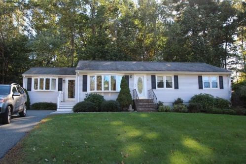 9 Oran Cir, Peabody, MA 01960 exterior