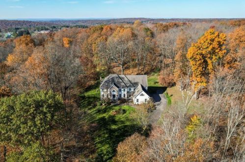 117 Summit Crest Dr, South Glastonbury, CT 06073 exterior