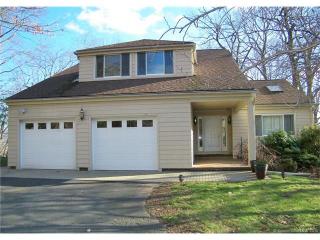 18 Rivergate Dr, Cromwell, CT 06416 exterior