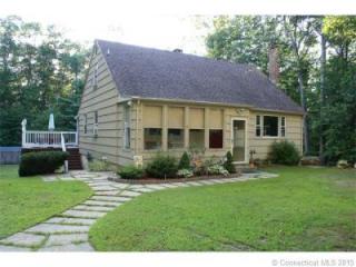 11 Scarborough Rd, North-Windham, CT 06280 exterior