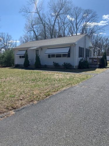 138 Fiberloid St, Springfield, MA 01151 exterior