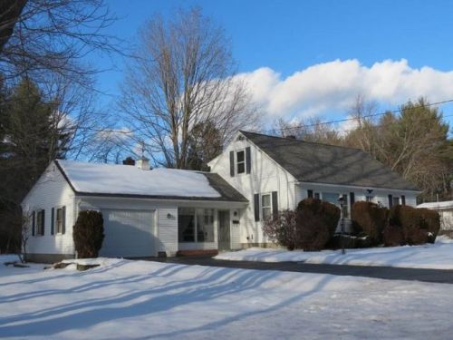 452 Portland St, Rochester, NH 03867 exterior