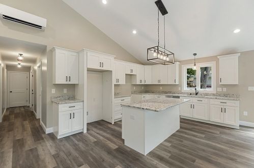92 Field Dr, Athol, MA 01331 exterior