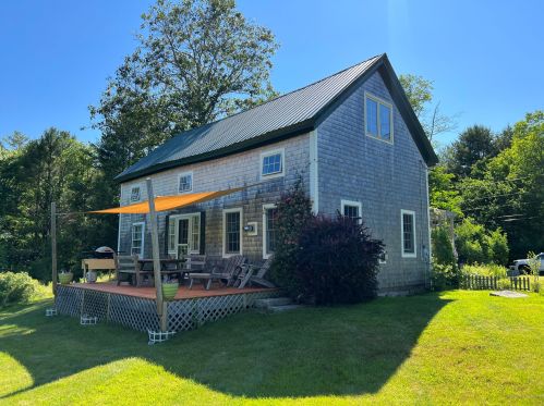 527 Hiltons Ln, Wells, ME 04090 exterior