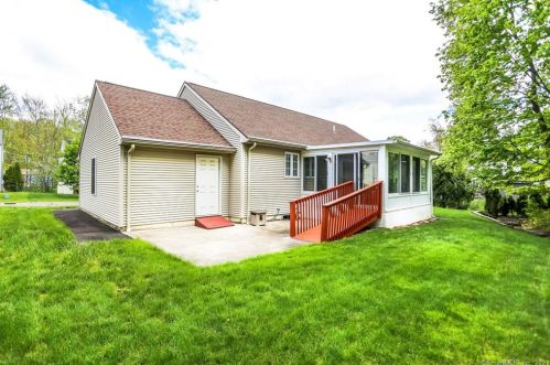 20 Aimee Ln, New-Britain, CT 06052 exterior
