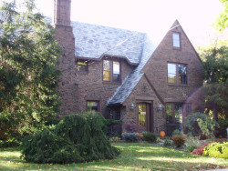 39 Columbus St, Newton, MA 02461 exterior